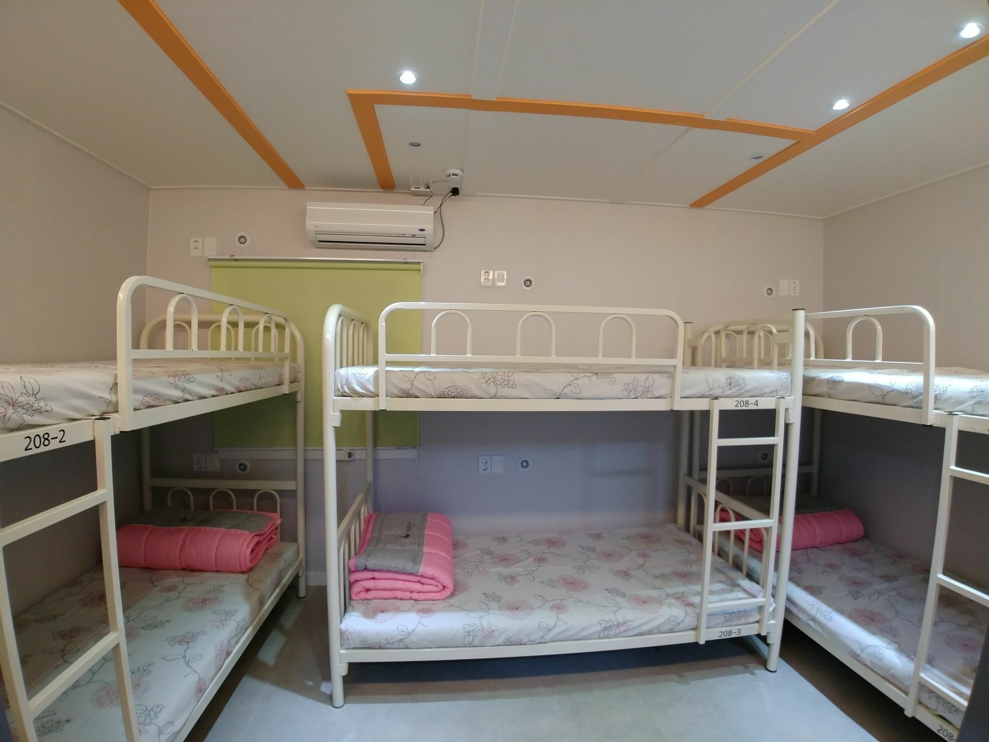 Bomgoro Guesthouse Daegu Ngoại thất bức ảnh